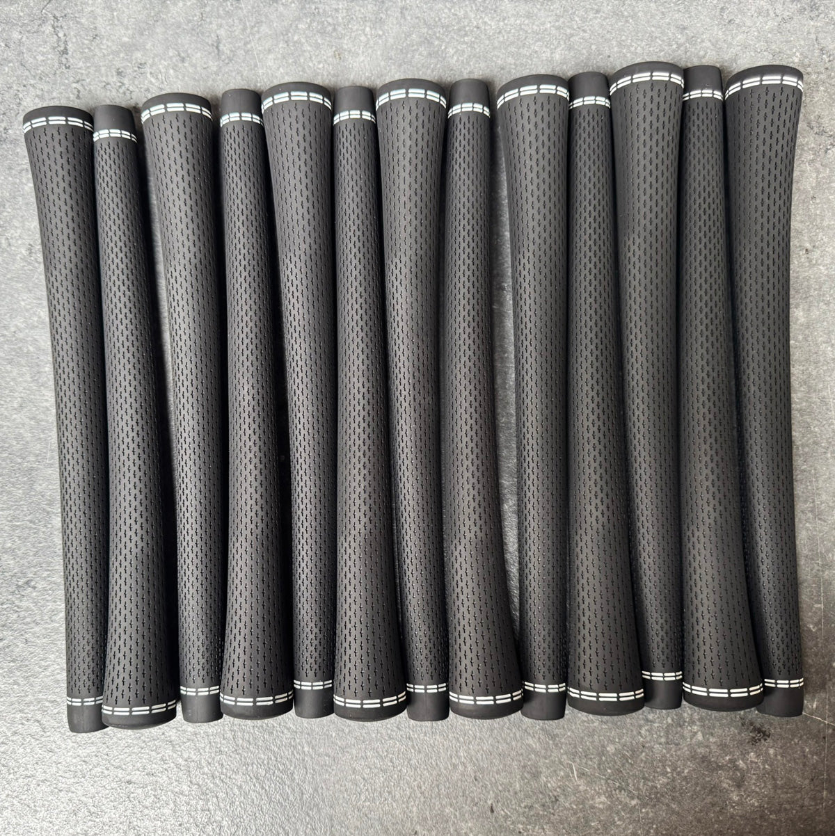 Golf Grips 360 Midsize Set of 13 Velvet Golf Grip Free Pro Golf Tape